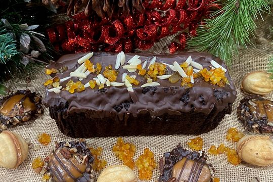 Gingerbread Cake with Plum Butter Piernik z Powidłami Śliwkowymi